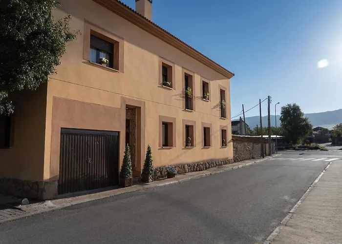 펜션 La Casona De Trescasas Sonsoto